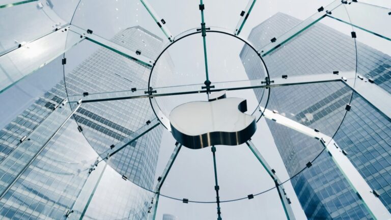 Apple pide a la Unión Europea revisar regulación tecnológica por impacto en innovación y competencia digital