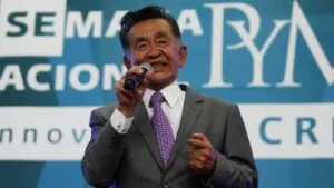 Carlos Kasuga empresario de Yakult México y fundador del Liceo Mexicano Japonés