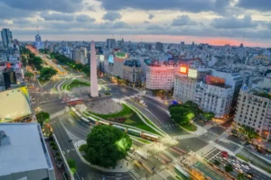 Ranking de mejores empresas para mujeres en Argentina con enfoque en equidad y beneficios laborales