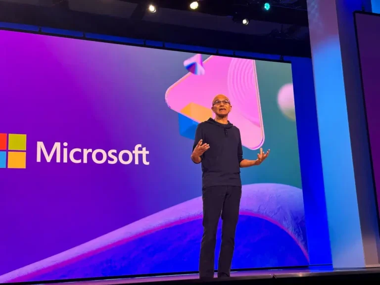 Microsoft impulsa regreso presencial en oficina para fortalecer colaboración en IA