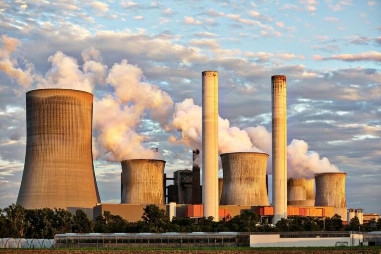 Infraestructura moderna de energía nuclear en Perú como alternativa sostenible para cubrir el déficit eléctrico nacional