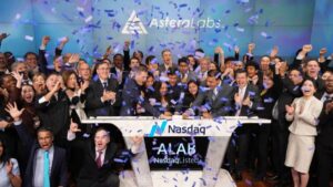 Astera Labs impulsa la infraestructura de inteligencia artificial con semiconductores avanzados y convierte a sus cofundadores en nuevos multimillonarios tecnológicos