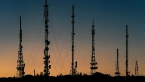Autoridades mexicanas anuncian nueva regulación de telecomunicaciones con el CRT para fortalecer la competencia y la conectividad nacional