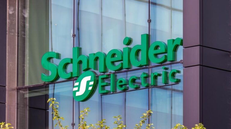 Schneider Electric impulsa innovación industrial en México con soluciones digitales y energéticas