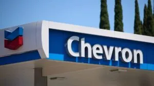 Chevron mantiene operaciones petroleras en Venezuela bajo licencia especial de Estados Unidos