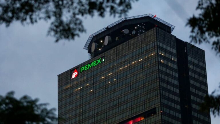 Pemex nombra nuevo responsable de Exploración y Producción en medio de retos operativos en México
