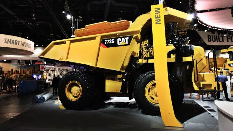 Caterpillar integra inteligencia artificial de Nvidia en maquinaria de construcción con automatización y análisis de datos en tiempo real