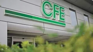 CFE coloca deuda internacional por 10451 millones con sobresuscripción récord y mejora perfil financiero