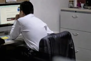 Escena empresarial sobre reducción de jornada laboral y riesgo para MiPyMEs y empleos en Aguascalientes