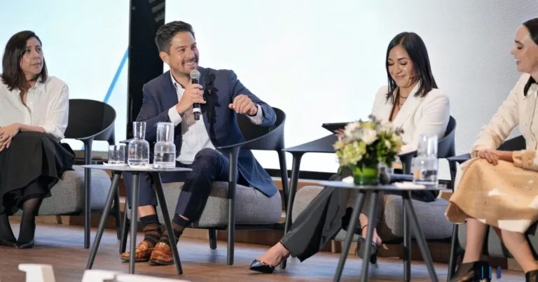 El CEO de Farmacias Similares y presidente del Grupo Por Un País Mejor, Víctor González Herrera, ingresó al top 20 de líderes empresariales.