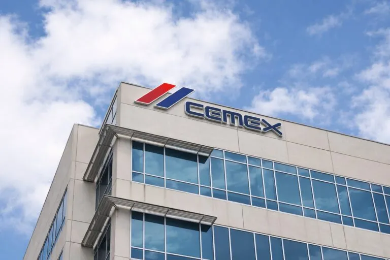 Cemex 120 aniversario con enfoque en innovación, sostenibilidad y expansión global en la industria construcción