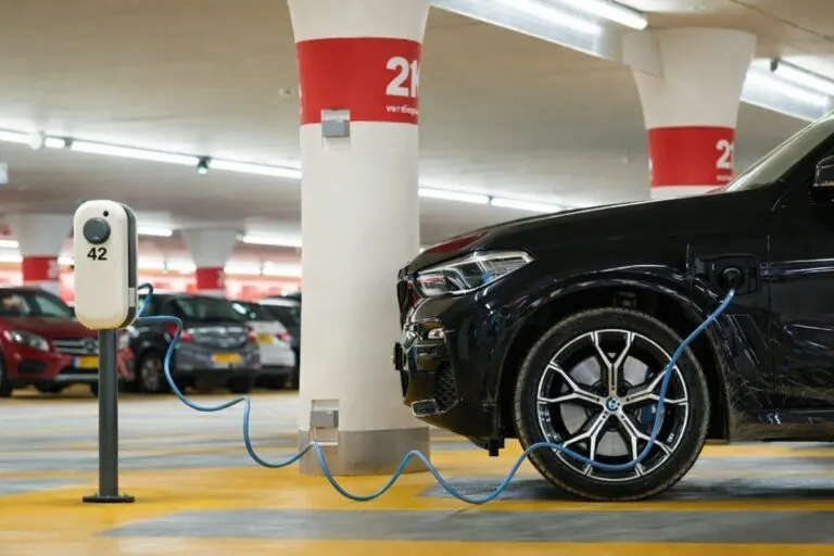 Infraestructura de carga para vehículos eléctricos y autobuses eléctricos en México impulsada por inversión de empresas de EU