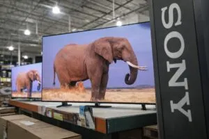 Sony negocia acuerdo con TCL por mil millones en entretenimiento doméstico y estrategia global de televisores