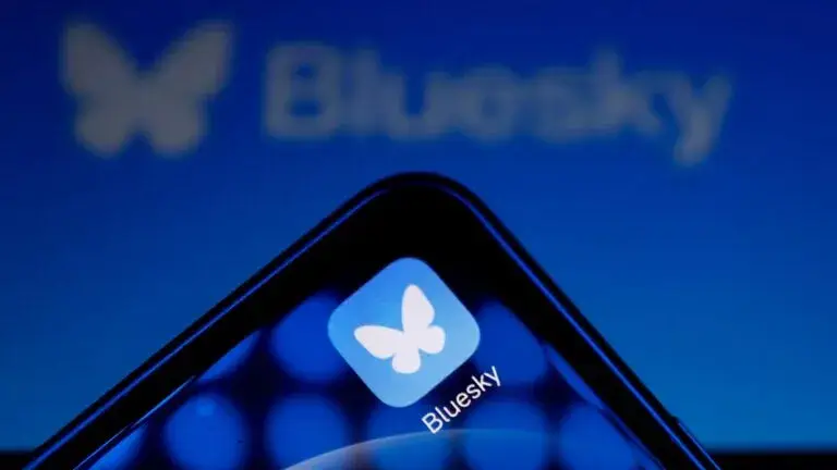 Bluesky ciberataque DDoS fallas plataforma redes sociales interrupciones servicio