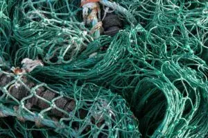 Política de pesca europea impulsa sostenibilidad y control del sector marítimo en España y la Unión Europea