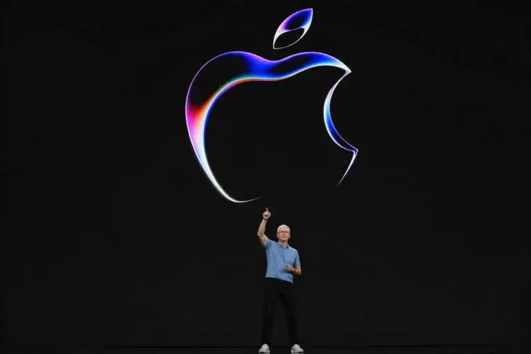 Tim Cook Apple CEO lidera cambios estratégicos en Apple ante retos globales