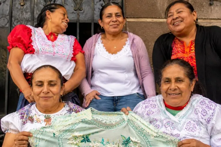 Patrimonio cultural inmaterial protege bordados y tradiciones indígenas en Puebla