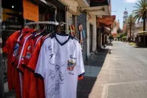 Comercios y restaurantes de Irapuato afectados por la ausencia de fútbol profesional y menor derrama económica