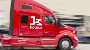 Kodiak camiones autónomos tecnología transporte inversión bolsa Estados Unidos