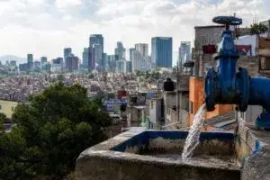 Gentrificación en Ciudad de México eleva presión sobre agua y mercado urbano con nuevos desarrollos inmobiliarios