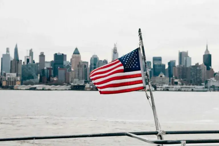 Mexicanos con doble nacionalidad ingresan a Estados Unidos sin visa mediante autorización ESTA vigente