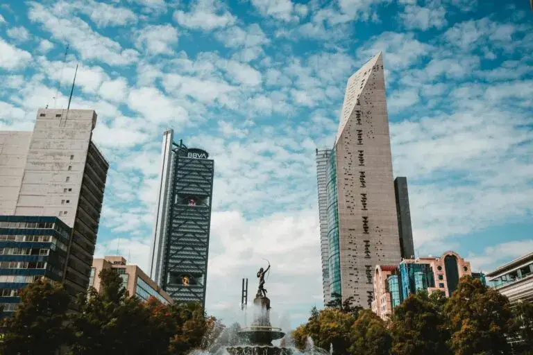 Cambios en propiedad intelectual afectan franquicias en México y generan incertidumbre en negocios
