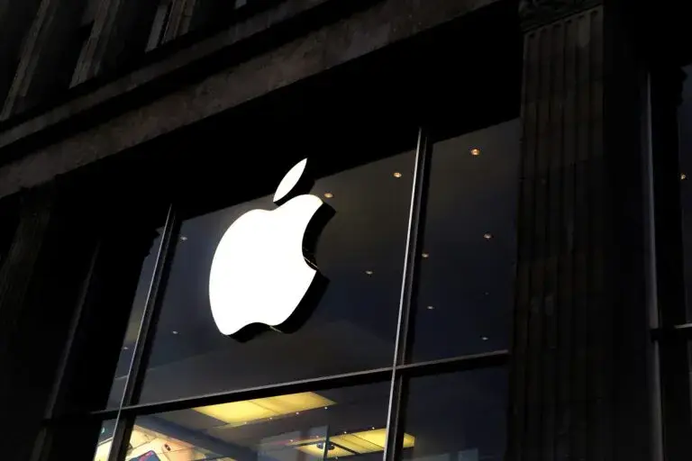 Control parental Apple con nuevas herramientas para restringir aplicaciones y sitios web en dispositivos de menores