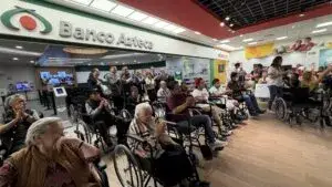 Banco Azteca impulsa movilidad ante rezago por discapacidad motriz