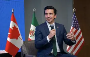 Alejandro Martínez Araiza analizó la revisión laboral del T-MEC y el futuro económico de México.