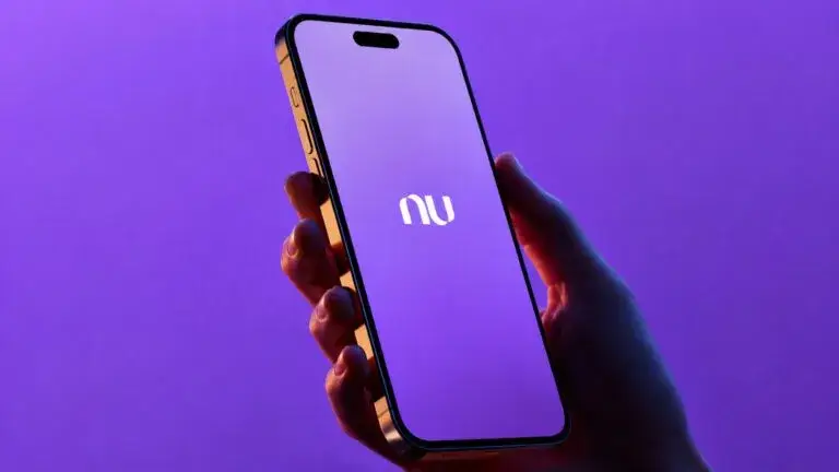 Nubank México fortalece su operación con una inversión de 4,200 millones de dólares y mantiene su modelo de banca digital.