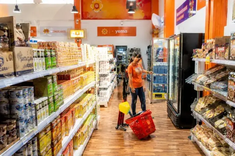 Yema Tiendas 3B impulsa una estrategia premium con alimentos saludables y marcas propias para diversificar el retail en México