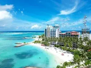 Desarrollo inmobiliario en Cancún crece junto al turismo, vivienda e inversión en Quintana Roo