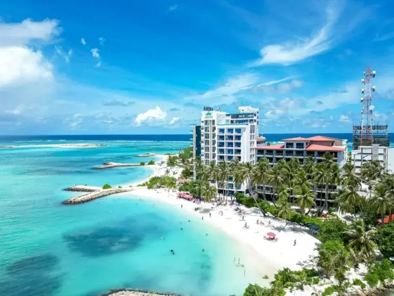 Desarrollo inmobiliario en Cancún crece junto al turismo, vivienda e inversión en Quintana Roo