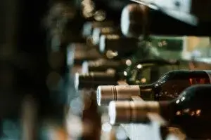 Negocios de bebidas alcohólicas en Ciudad Juárez reciben capacitación sobre obligaciones fiscales y cumplimiento empresaria