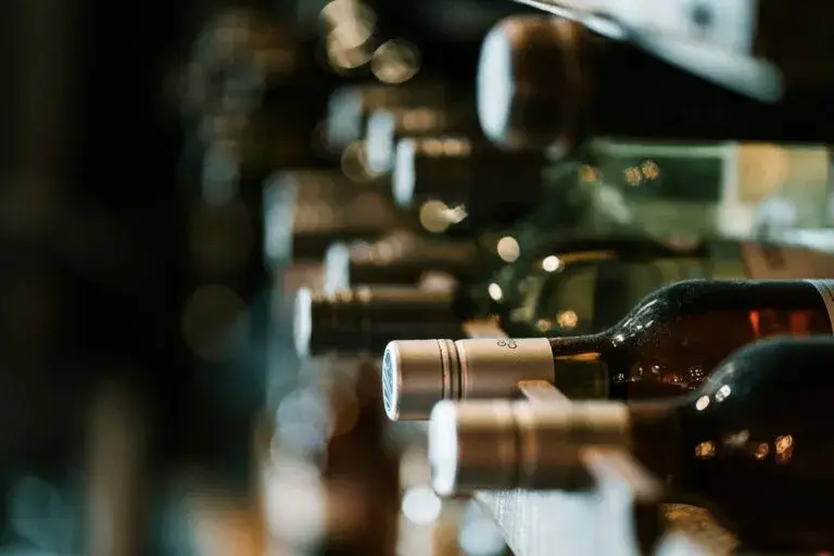 Negocios de bebidas alcohólicas en Ciudad Juárez reciben capacitación sobre obligaciones fiscales y cumplimiento empresaria