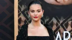 Selena Gomez pide desestimar demanda contra Wondermind presentada por inversionistas