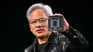Jensen Huang alcanza un patrimonio estimado de 199,000 millones de dólares mientras suben las acciones de Nvidia tras el acuerdo con Hugging Face.