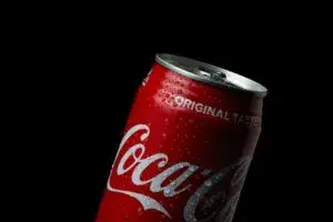 Planta de Coca-Cola en Valladolid con tecnología automatizada para fortalecer la producción y el abasto en el sureste mexicano.