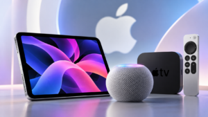 iPad mini, HomePod mini y Apple TV con control remoto sobre una superficie iluminada en tonos azules y violetas