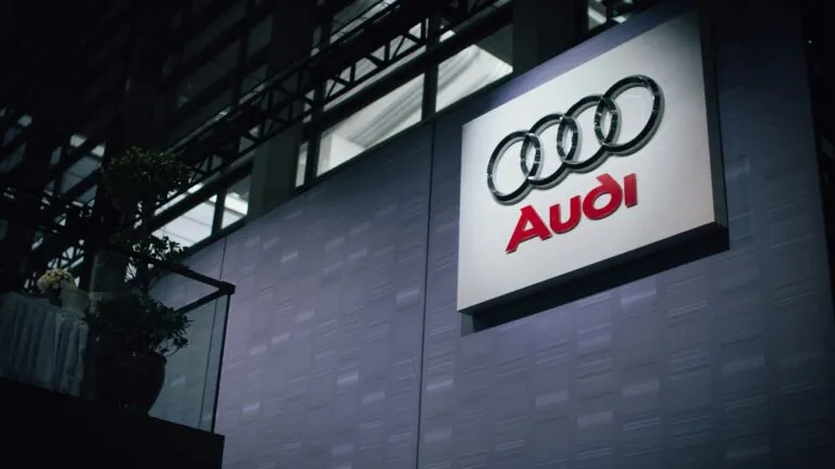 Audi invertirá 4.000 millones de dólares en una fábrica de Georgia para producir vehículos SUV y reducir su exposición a los aranceles estadounidenses.