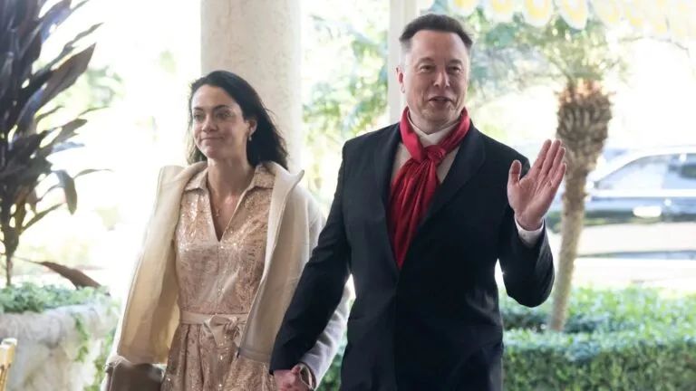 Elon Musk y Shivon Zilis terminan su relación sentimental después de años de mantener también una estrecha colaboración profesional.